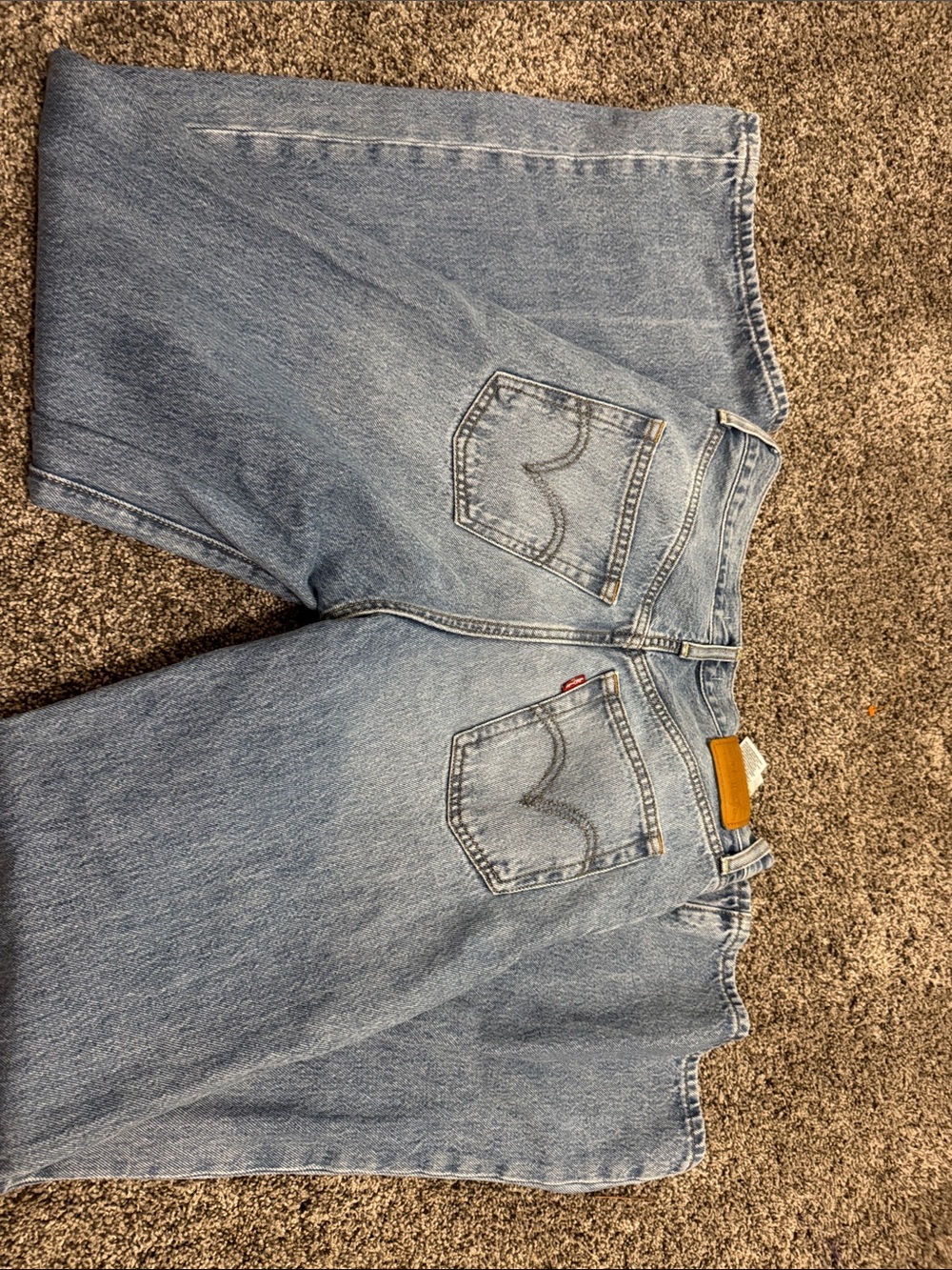 Levi's Women's Light Wash High-Rise wide leg Jeans